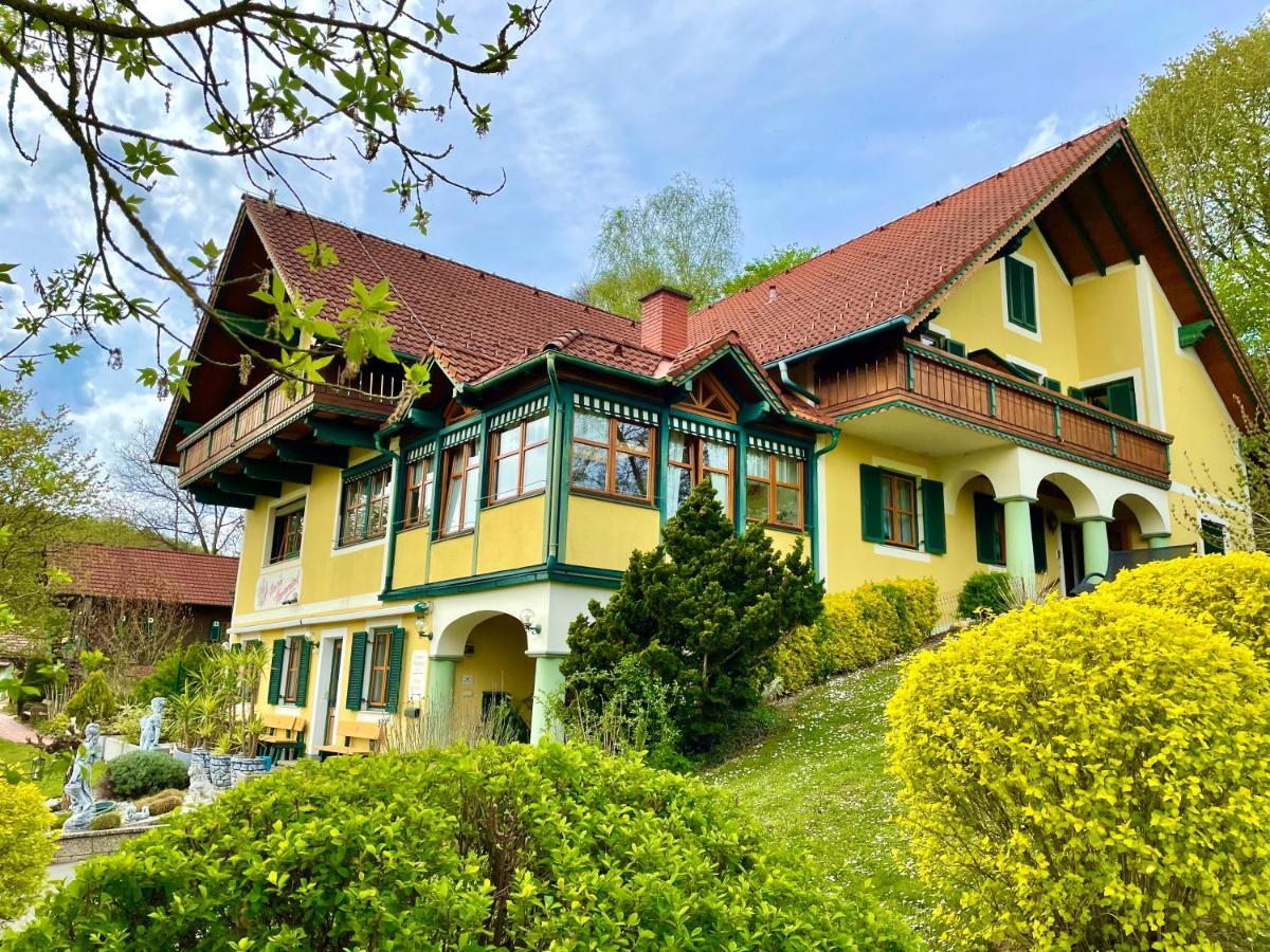 Pension Thermenland Fürstenfeld Kültér fotó